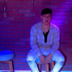 Meet your Posher, Alejandro